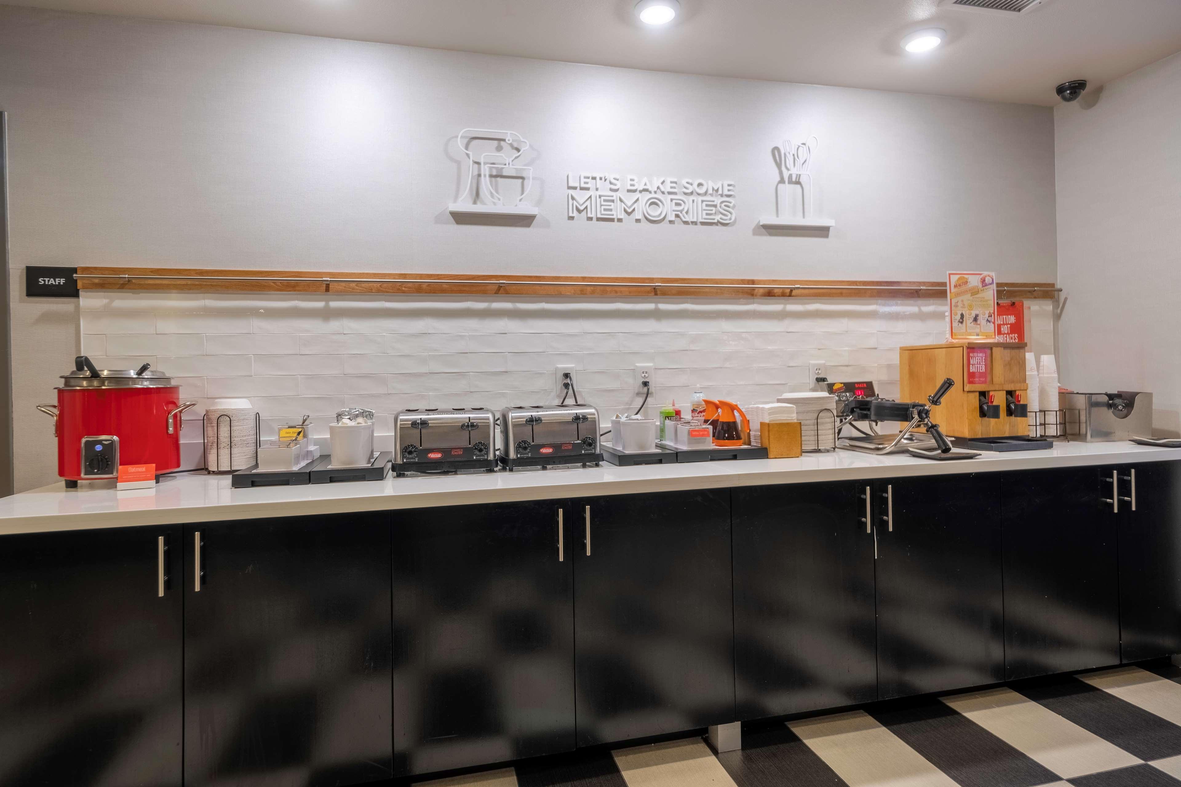 Hampton Inn & Suites Dupont Ngoại thất bức ảnh